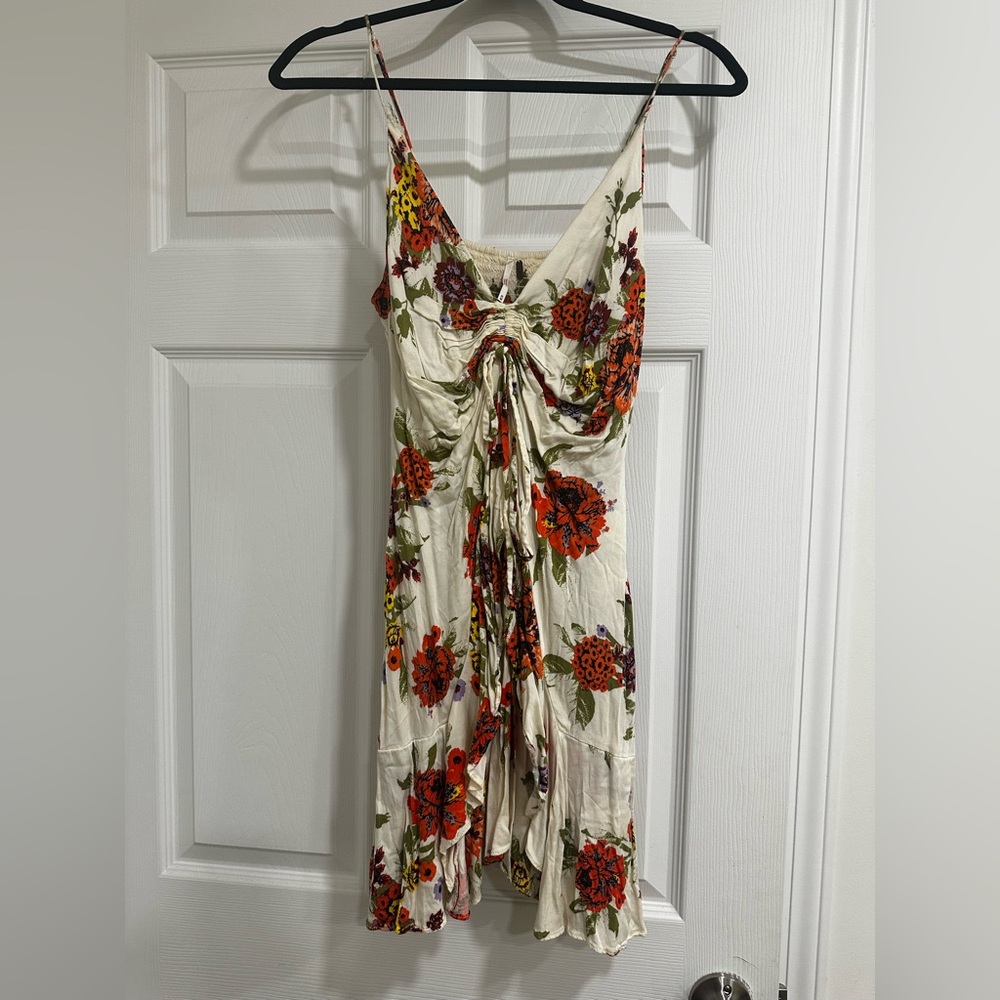FREE PEOPLE